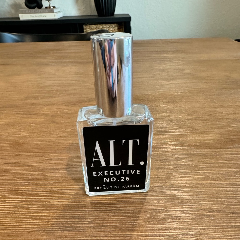 NEW ALT Fragrance Executive No 26 inspired by: Aventus